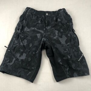 Endura Men’s Humvee Shorts with Removable Liner